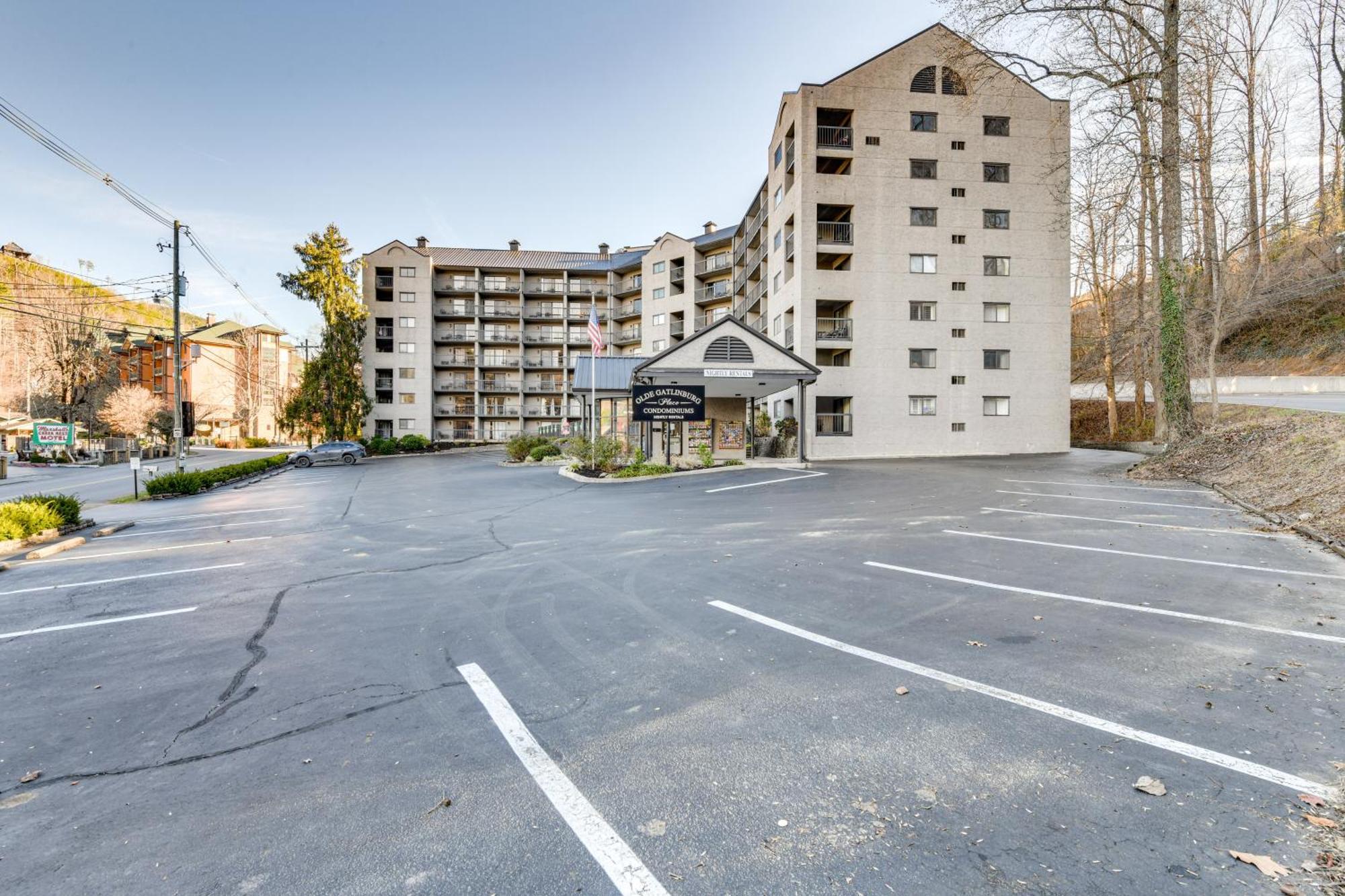 Downtown Gatlinburg Condo With Community Pool! 外观 照片